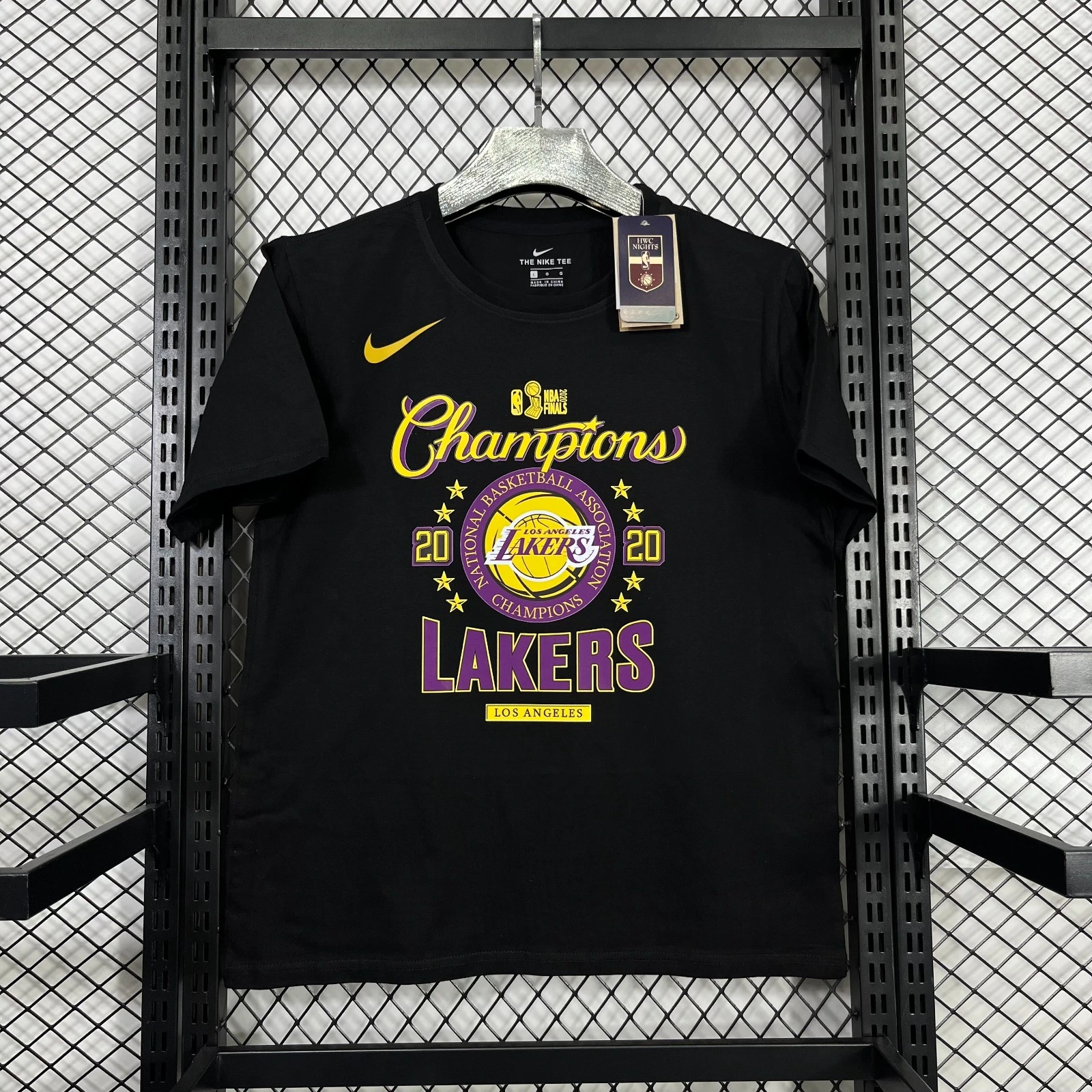 LAKERS CHAMPS TEE - BLACK